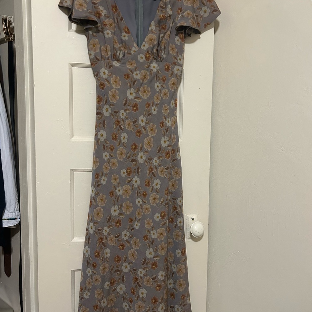 Storia Floral Maxi Dress in Gray and Brown